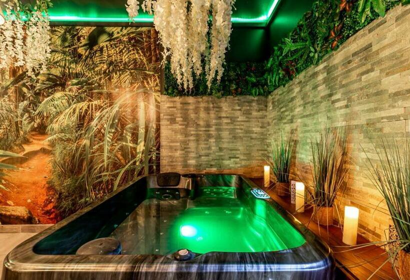 자쿠지 스위트, Sweet Uni Vert Jacuzzi