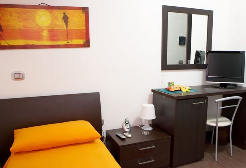 חדר סטנדרט יחיד, Nacional B&b