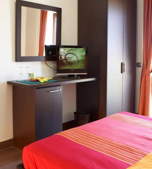 Номер Стандарт, Nacional B&b