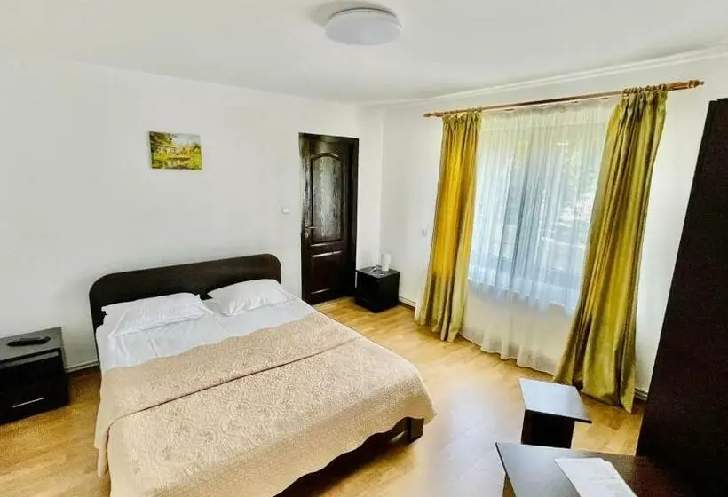 エコノミールーム, Casa Dintre Vai