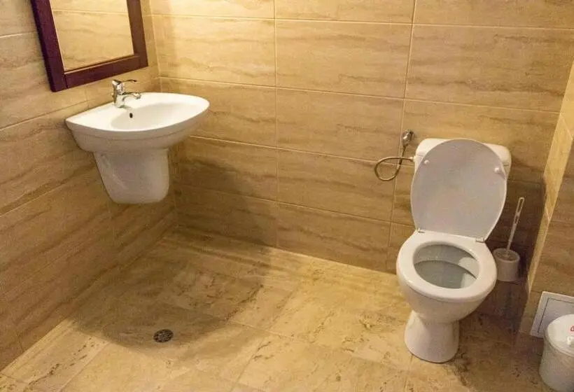 スタンダードトリプルルーム, Casa Valea Cernei