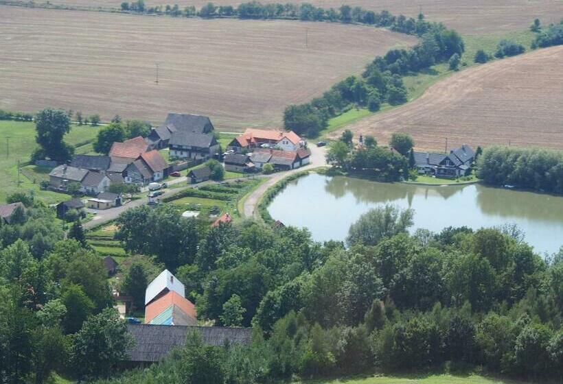 Четырехместный Номер Стандарт, Chalupa U Rybníka Střehom