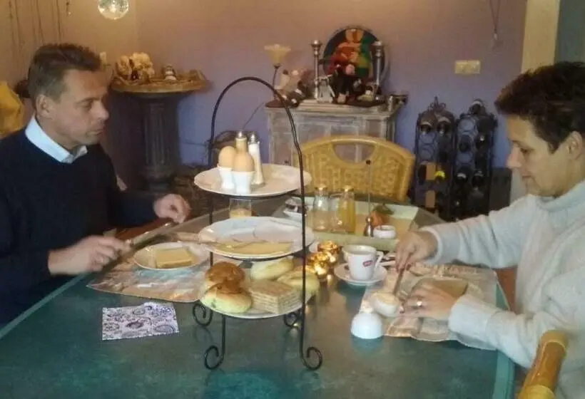 スタンダードトリプルルーム, Bed En Breakfast En Bike