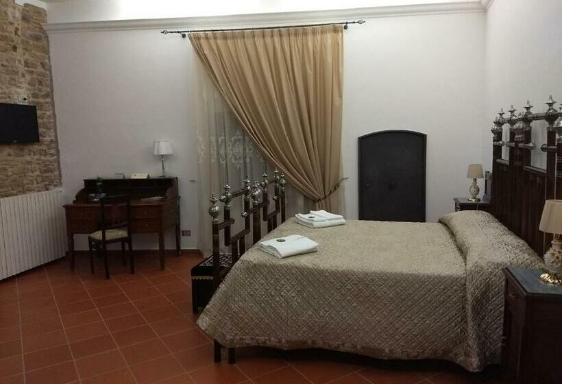 غرفة ديلوكس ذات إطلالة, Castel Di Pietra