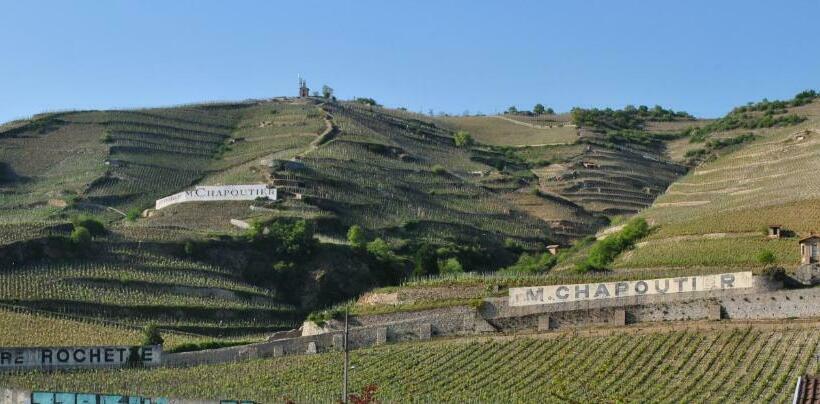 شقة غرفة واحدة مطلة على حمام السباحة, Coeuraccords, Spa & Bien être Au Calme Naturiste Toute L Année