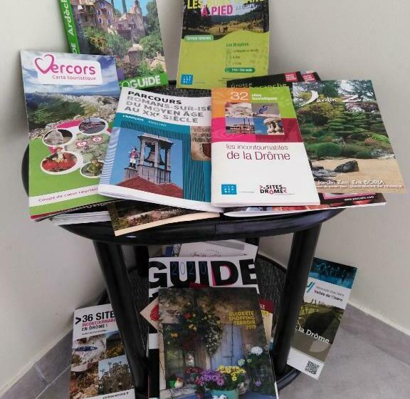 شقة غرفة واحدة مطلة على حمام السباحة, Coeuraccords, Spa & Bien être Au Calme Naturiste Toute L Année