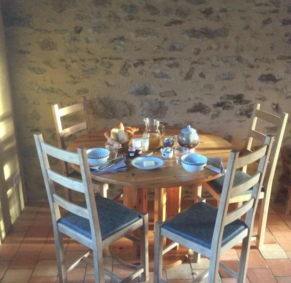 Семейный Полулюкс, Domaine Des Pierres Jumelles Balade à Cheval Chambre D Hôtes Mayenne