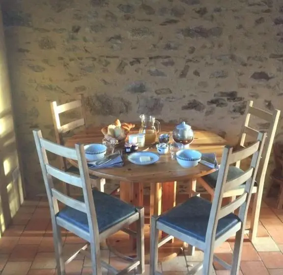 ファミリージュニアスイート, Domaine Des Pierres Jumelles Balade à Cheval Chambre D Hôtes Mayenne
