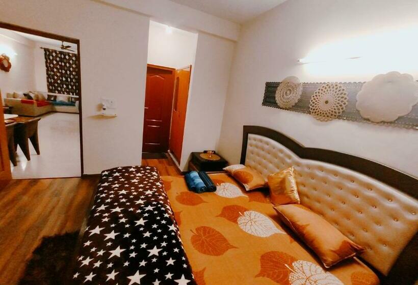 Апартаменты 1 Спальня, Exclusive Floor On Manali Expressway For Family