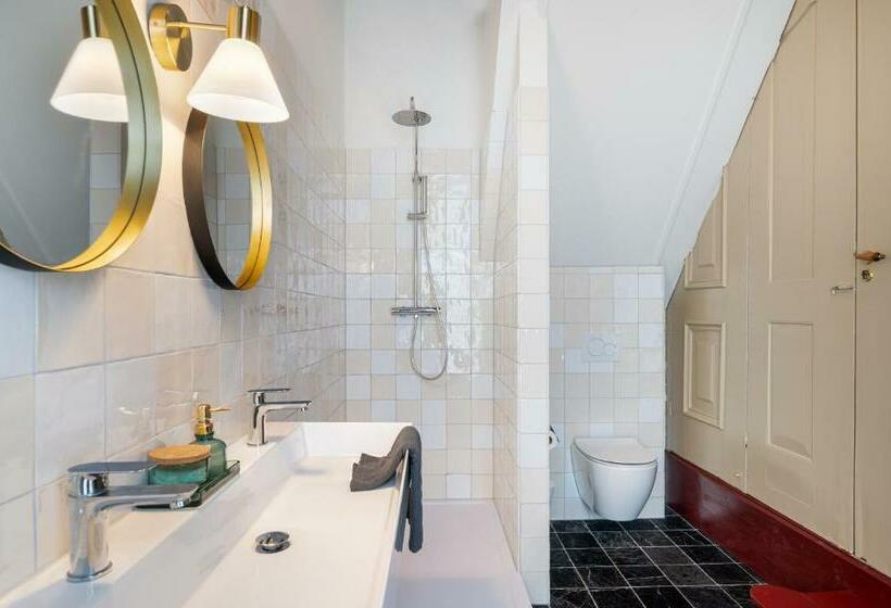 带大床的豪华间, Herberg Het Rechthuis