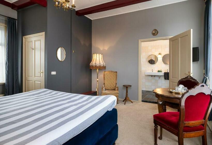 带大床的豪华间, Herberg Het Rechthuis