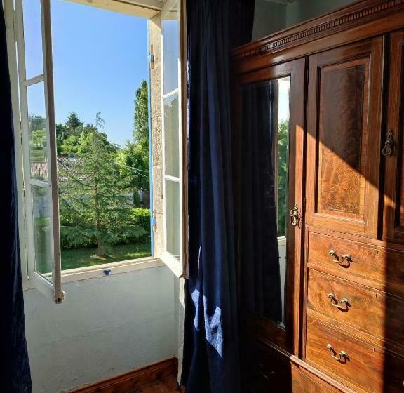 标准三人间, Villa Mamba