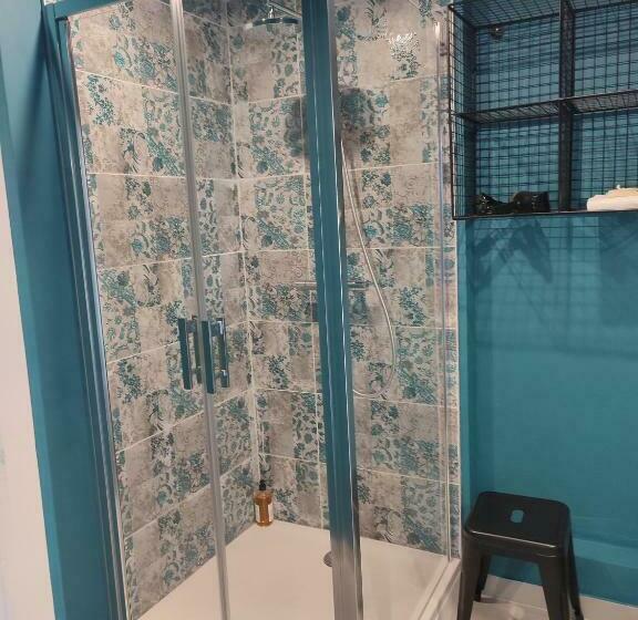 标准三人间, Villa Mamba