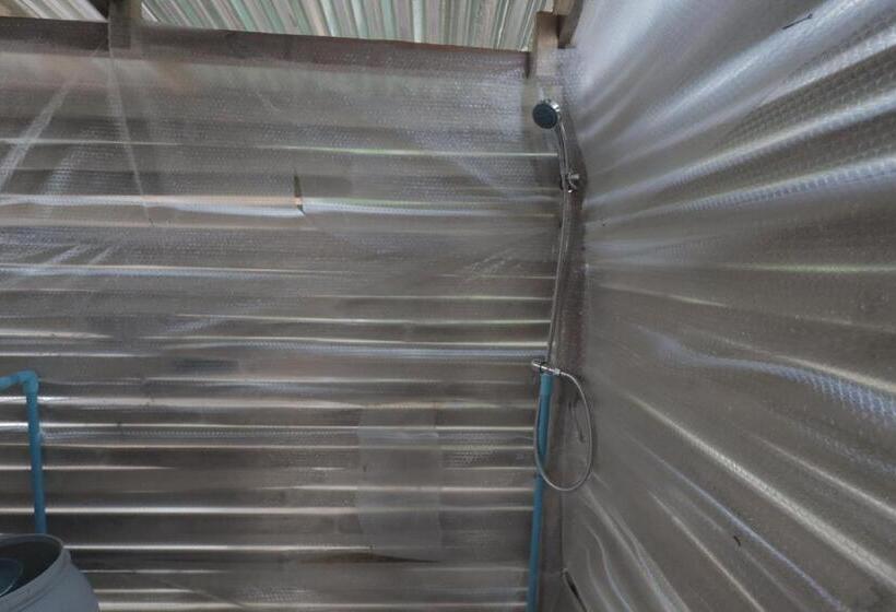 标准间, Khaokhopimphupha Farmstay เขาค้อพิมภูผาฟาร์มสเตย์ ไม่มีไฟฟ้า น้ำจากน้ำตกธรรมชาติ Low Cabon With Sust