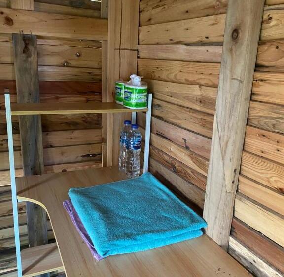 标准间, Khaokhopimphupha Farmstay เขาค้อพิมภูผาฟาร์มสเตย์ ไม่มีไฟฟ้า น้ำจากน้ำตกธรรมชาติ Low Cabon With Sust