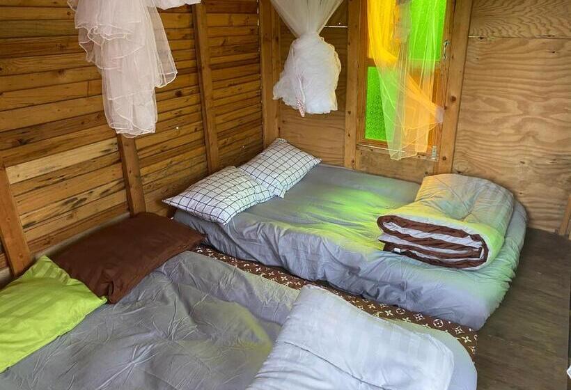 Quarto Familiar Casa de Banho Partilhada, Khaokhopimphupha Farmstay เขาค้อพิมภูผาฟาร์มสเตย์ ไม่มีไฟฟ้า น้ำจากน้ำตกธรรมชาติ Low Cabon With Sust