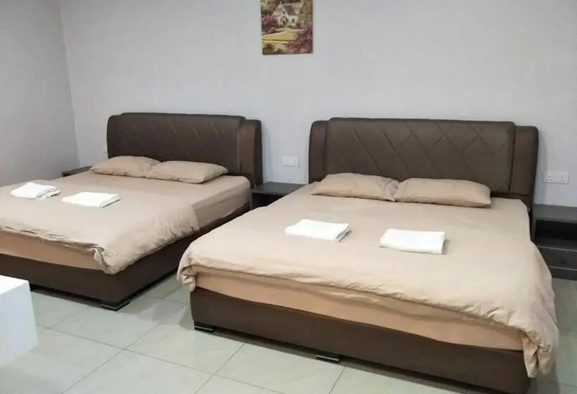 Pokój Czteroosobowy Standard, Lim Mini
