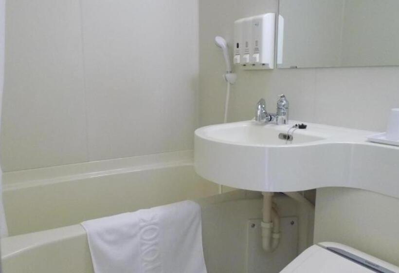 חדר סטנדרט יחיד, Toyoko Inn Aioi Eki Shinkansen Guchi