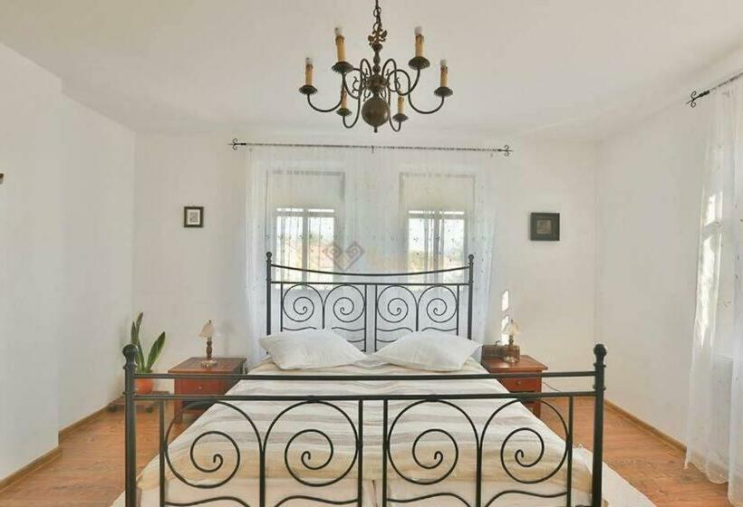 Family Suite, Casa Cânda