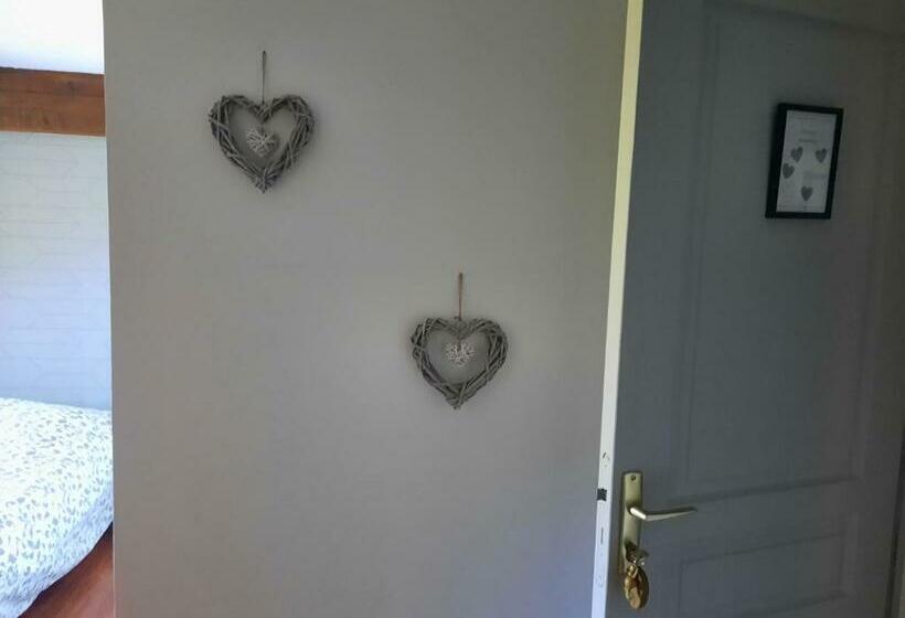 חדר סטנדרט לשלושה, Chambres Et Table D Hôtes Ancienne Poterie