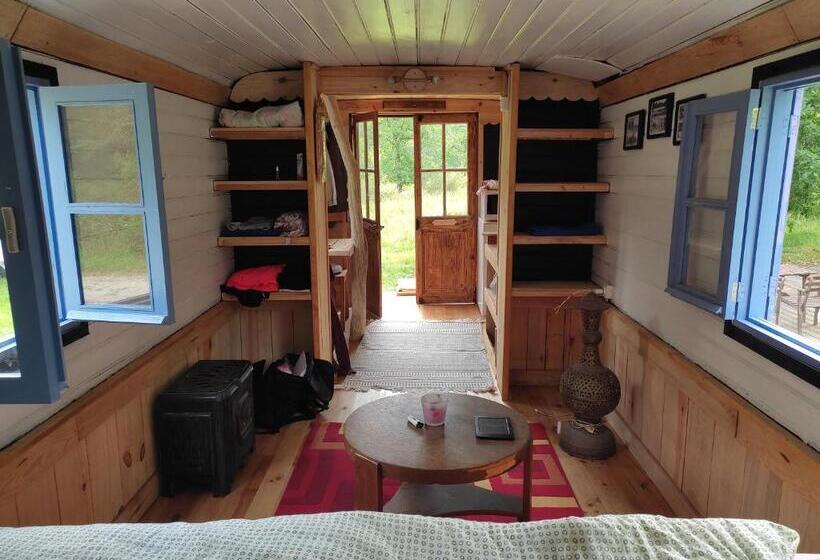 منزل غرفة نوم واحدة, Zenzela Surf House