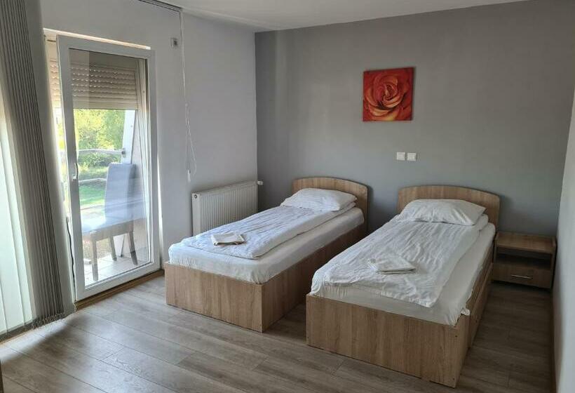 חדר סטנדרט, Pensiunea Andreea