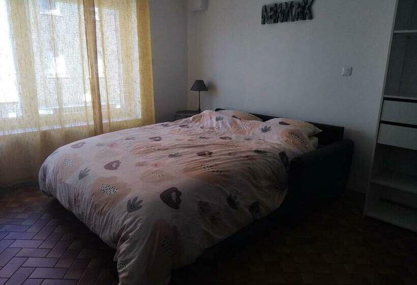 스탠다드 스튜디오, Studio Cosy