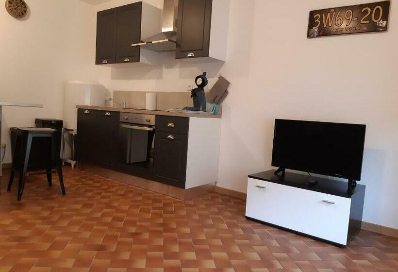 스탠다드 스튜디오, Studio Cosy