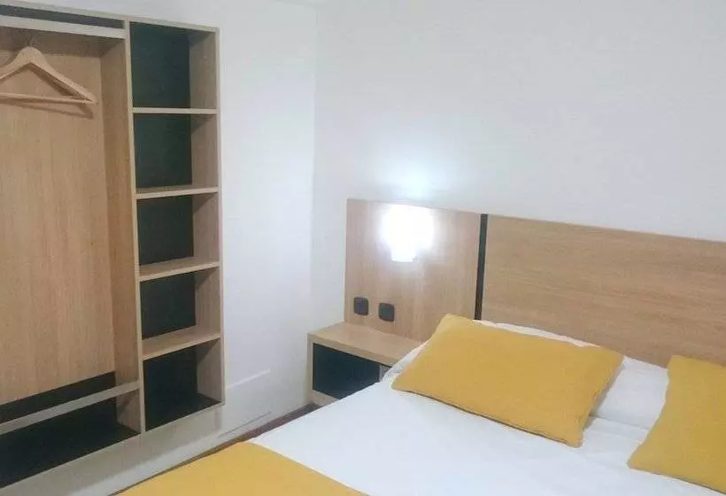 آپارتمان خانوادگی, Apartamentos Mendoza Premium