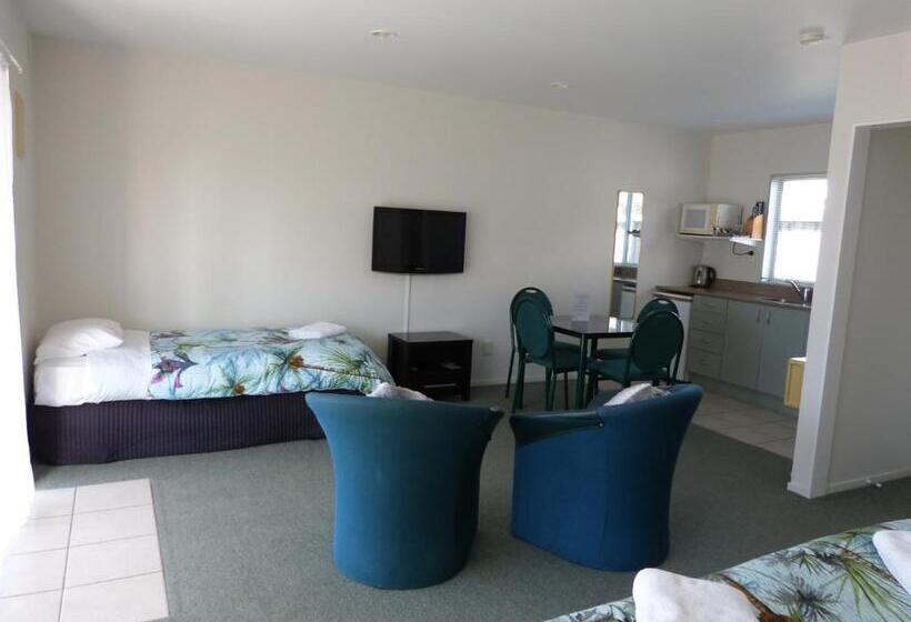 סטודיו סטנדרט, מיטה זוגית, Blake Court Motel