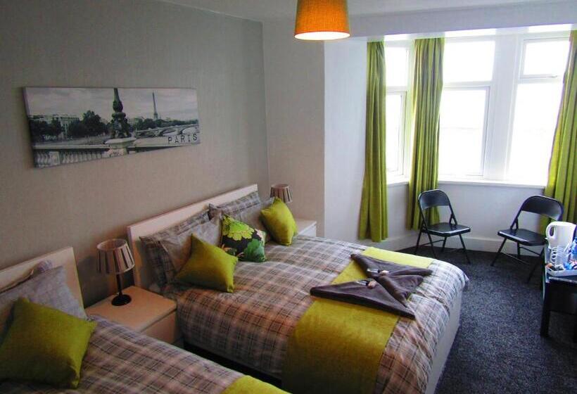 オーシャンビューファミリールーム, Alderley Hotel Blackpool