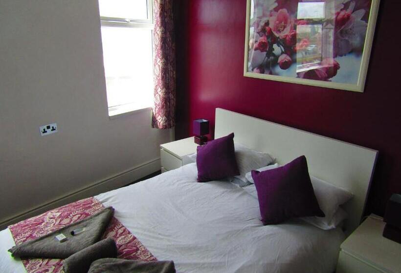 オーシャンビュースタンダードルーム, Alderley Hotel Blackpool