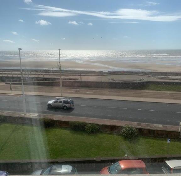 オーシャンビューデラックスルーム, Alderley Hotel Blackpool