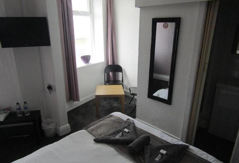 オーシャンビュースタンダードルーム, Alderley Hotel Blackpool