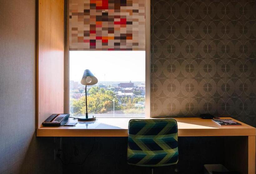 غرفة قياسية سرير كينج, Aloft Oklahoma City Downtown – Bricktown