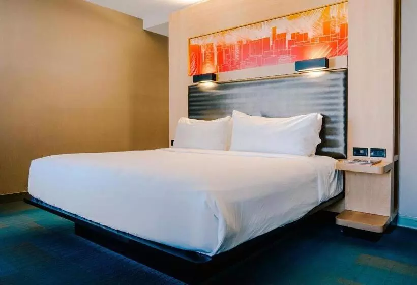 キングサイズベッドのスタンダードルーム, Aloft Oklahoma City Downtown – Bricktown