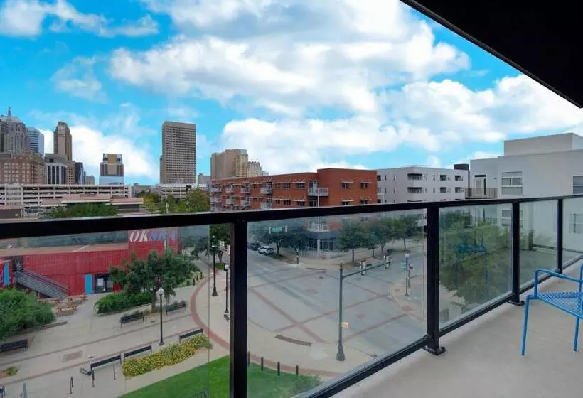 キングサイズベッドのスタンダードルーム, Aloft Oklahoma City Downtown – Bricktown