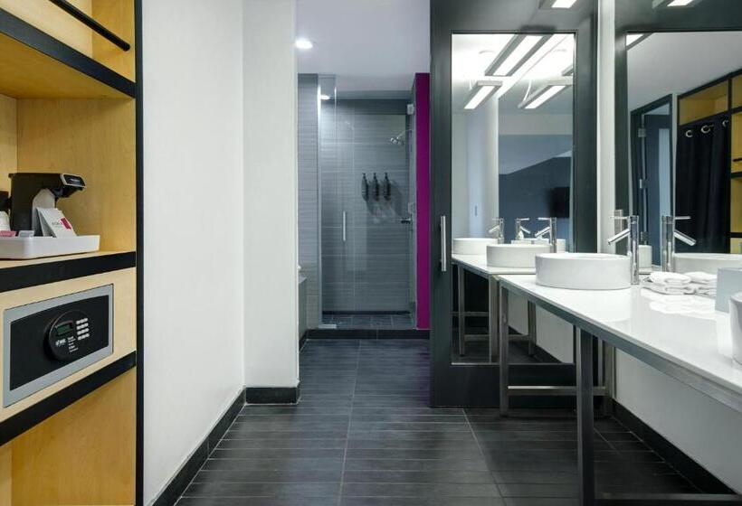 غرفة قياسية سرير كينج, Aloft Oklahoma City Downtown – Bricktown