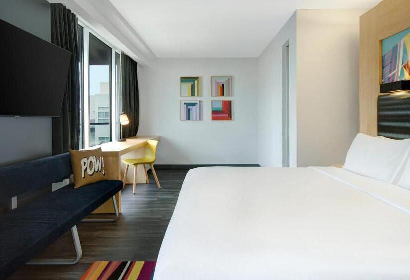 غرفة قياسية سرير كينج, Aloft Oklahoma City Downtown – Bricktown