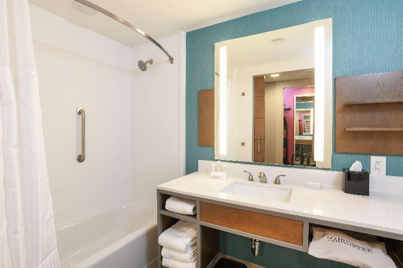 غرفة قياسية فردية, Andante Aan Zee