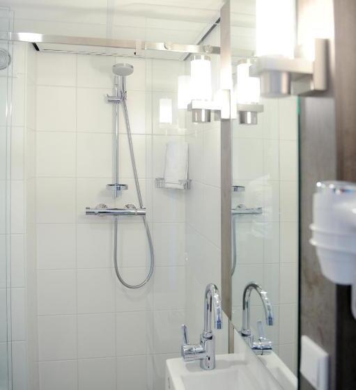 غرفة قياسية, Andante Aan Zee