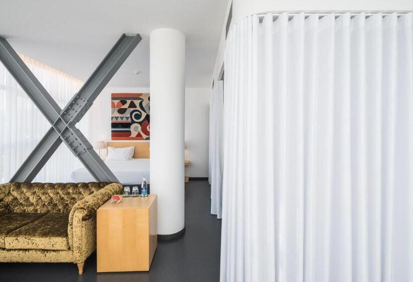 Люкс, Boticas Hotel Art & Spa