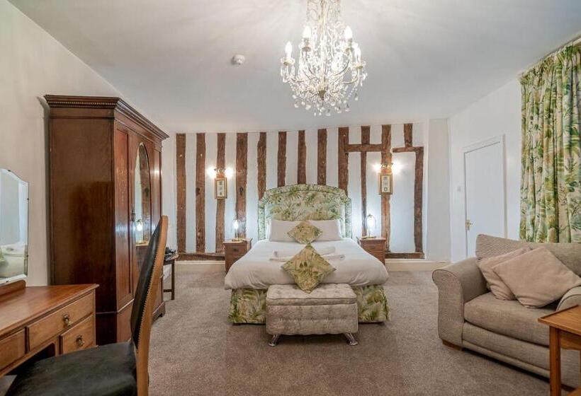 חדר דלוקס, Caravelli