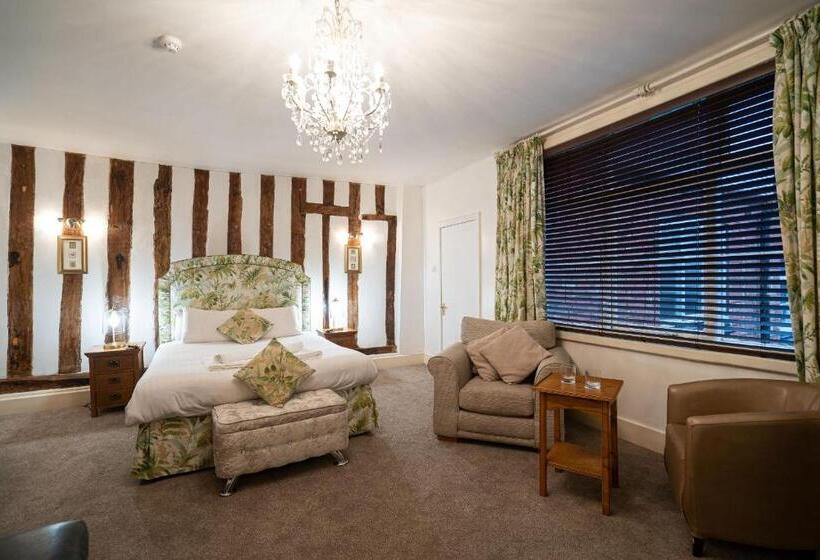 חדר דלוקס, Caravelli