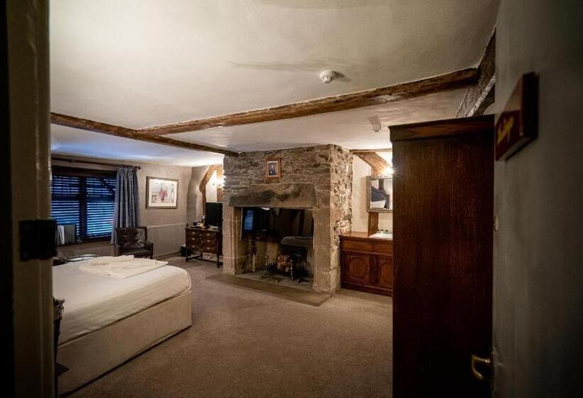 חדר דחוקס עם מיטת קינג, Caravelli