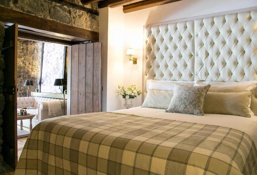 수피리어 스위트, Casale Panayiotis