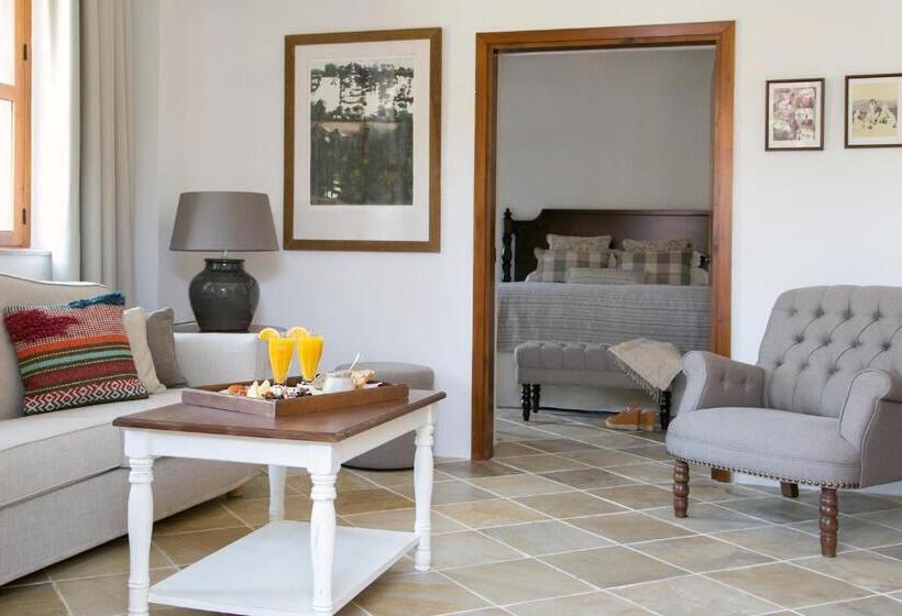 수피리어 스위트, Casale Panayiotis