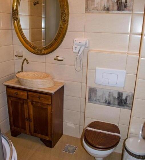 复式套房, Conac Bavaria