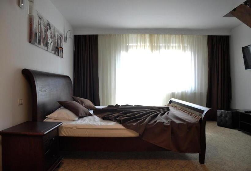 复式套房, Conac Bavaria