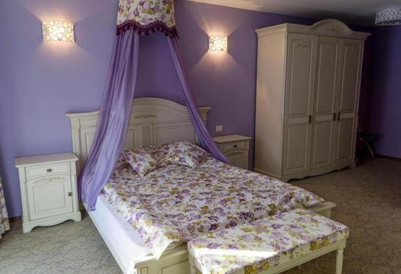 复式套房, Conac Bavaria